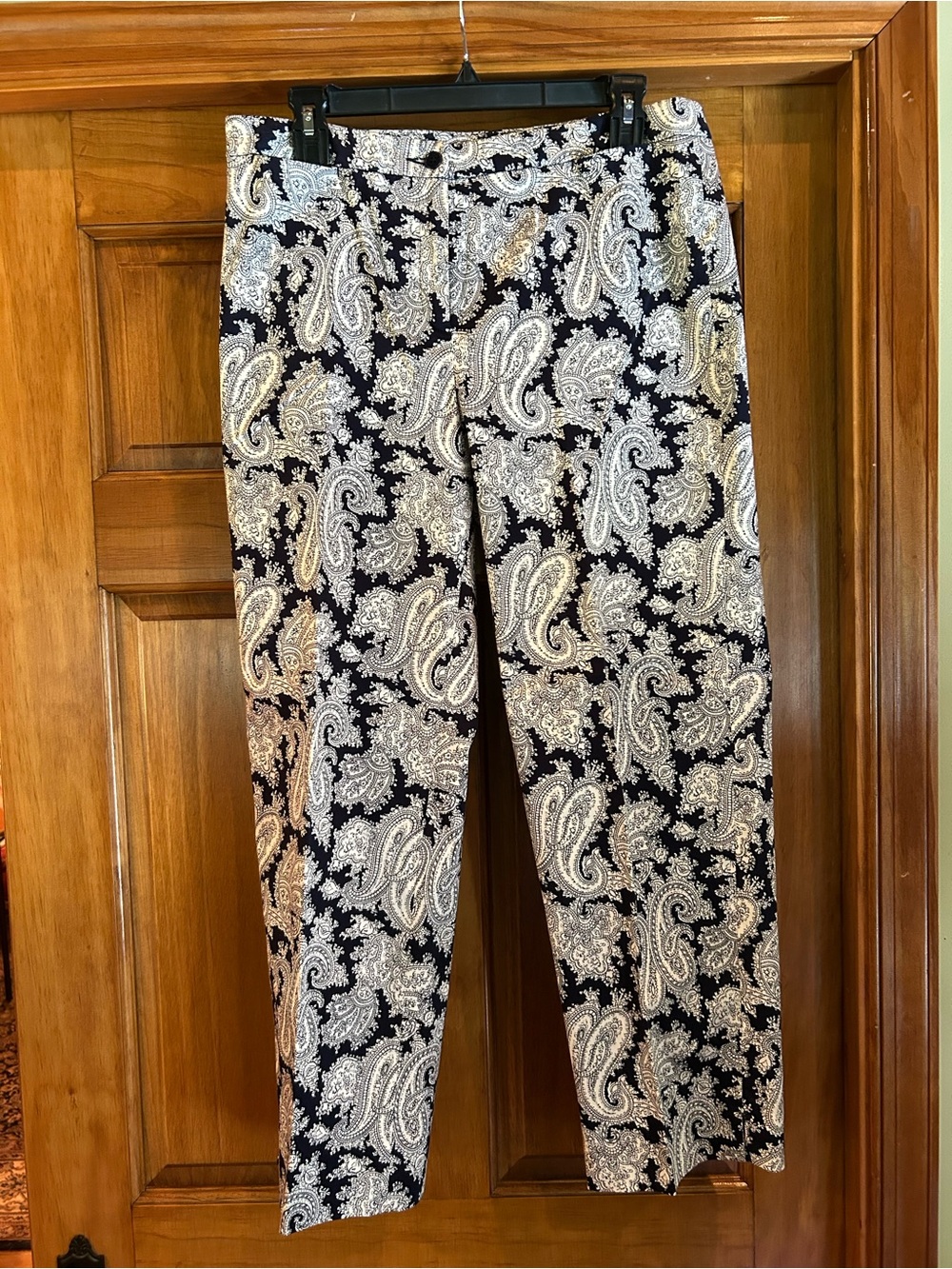 Jones New York Signature Black and White Paisley Pants